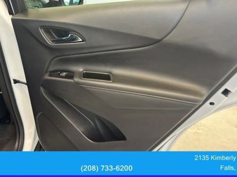 Used 2022 Chevrolet Equinox Premier AWD/4WD image 34
