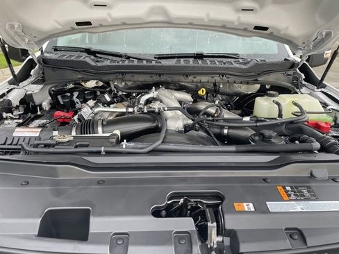 New 2026 Ford F250 XLT w/ XLT Premium Package image 28