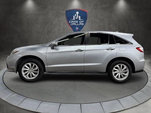 Used 2017 Acura RDX FWD image 2
