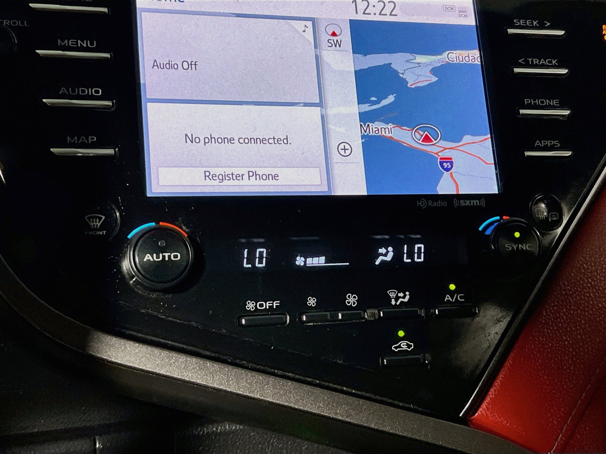Used 2019 Toyota Camry XSE w/ Driver Assist Package FWD image 26