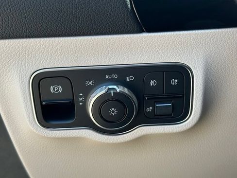 New 2026 Mercedes-Benz GLA 250 4MATIC image 25