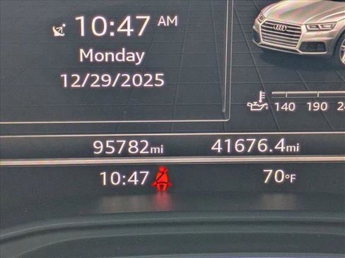 Used 2018 Audi Q5 2.0T Premium Plus w/ Premium Plus Package image 10