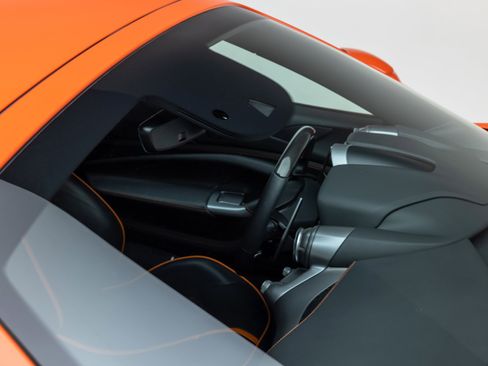 Certified 2022 Ferrari F8 Tributo image 22