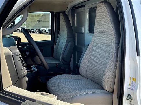 New 2025 Chevrolet Express 3500 w/ Power Convenience Package image 9
