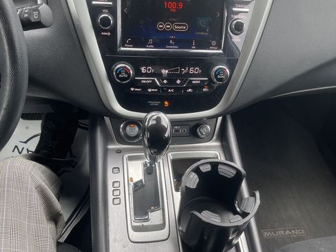 Used 2021 Nissan Murano SV image 6
