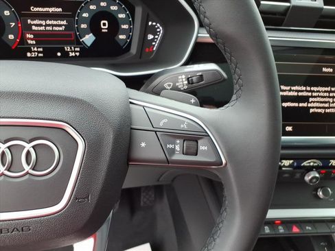 New 2025 Audi Q3 2.0T Premium image 16