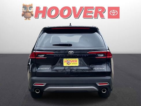 Used 2025 Toyota Grand Highlander AWD Hybrid image 3