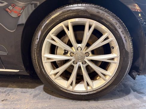 Used 2013 Audi A8 L 3.0T AWD/4WD image 29