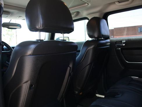 Used 2007 HUMMER H3 w/ Chrome Appearance Package AWD/4WD image 18