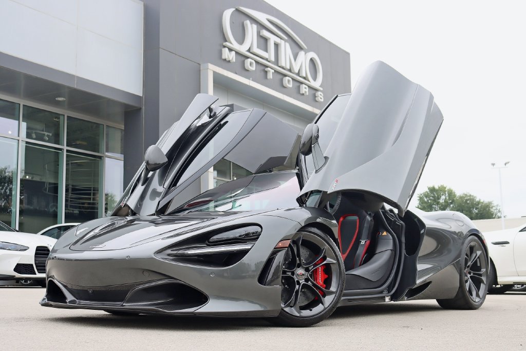 Used 2018 McLaren 720S RWD image 2
