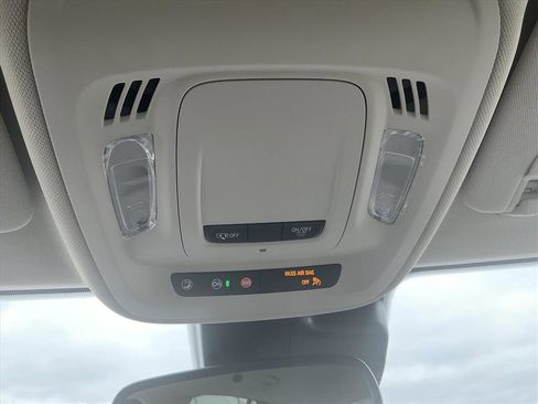 Used 2022 Buick Envision Preferred image 30