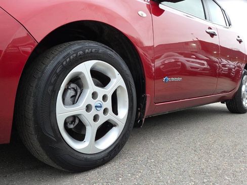 Used 2012 Nissan Leaf SV FWD image 7
