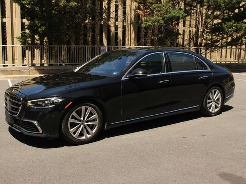 Used 2022 Mercedes-Benz S 500 4MATIC image 12