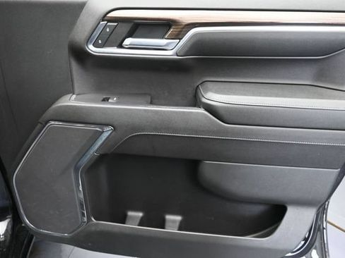 Used 2023 Chevrolet Silverado 1500 RST w/ Protection Package RWD image 33