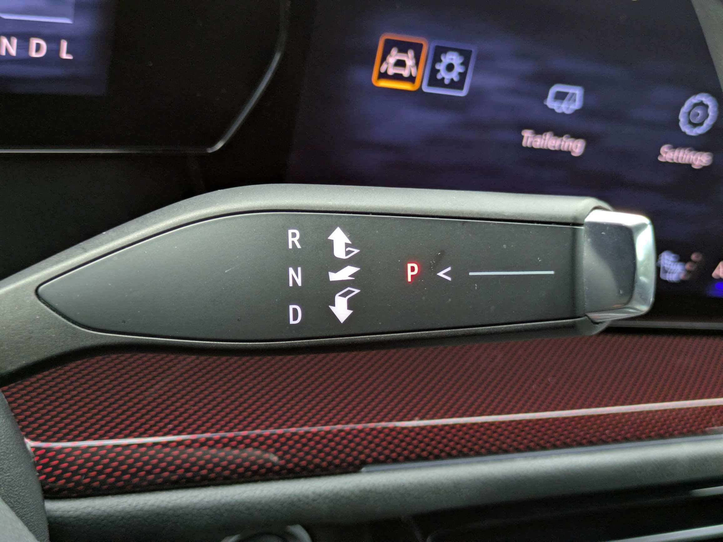 Used 2024 Chevrolet Traverse RS FWD image 21