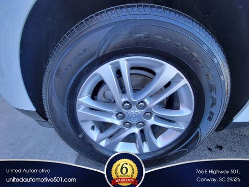 Used 2018 Buick Enclave FWD image 22