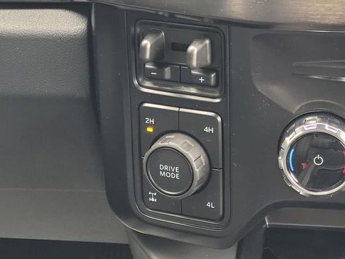 New 2026 Ford F250 Lariat image 19