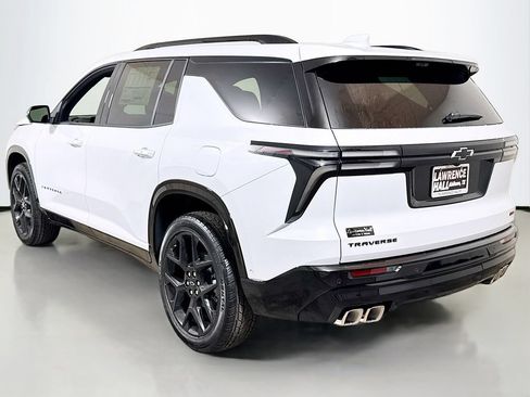 New 2026 Chevrolet Traverse RS FWD image 3