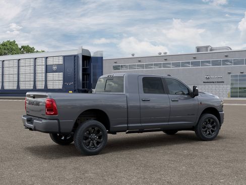 New 2026 RAM 2500 Laramie AWD/4WD image 26