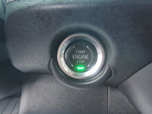Used 2025 Chevrolet Suburban High Country AWD/4WD image 24