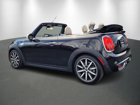 Used 2019 MINI Cooper S image 5