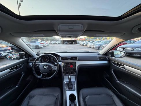 Used 2019 Volkswagen Passat 2.0T Wolfsburg FWD image 15