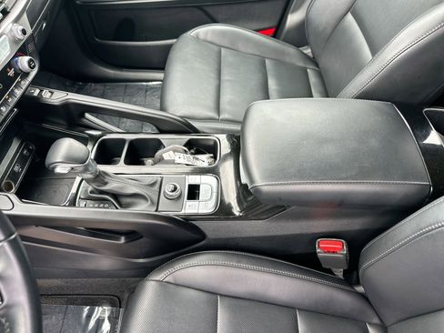 Used 2025 Kia Telluride S FWD image 20