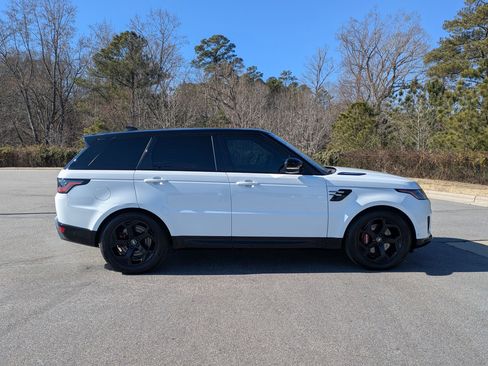Used 2019 Land Rover Range Rover Sport HSE image 4
