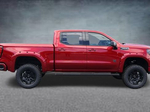 New 2026 GMC Sierra 1500 AT4 w/ AT4 Premium Package AWD/4WD image 2