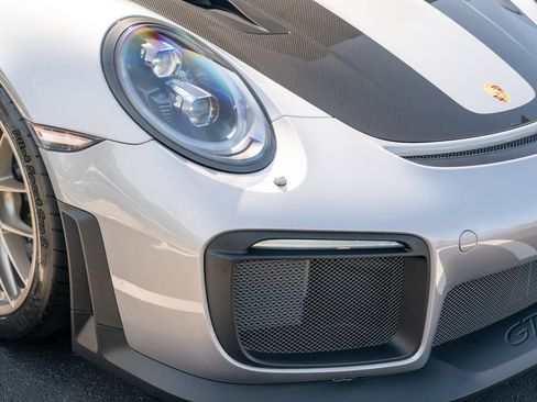 Used 2018 Porsche 911 GT2 RS RWD image 9