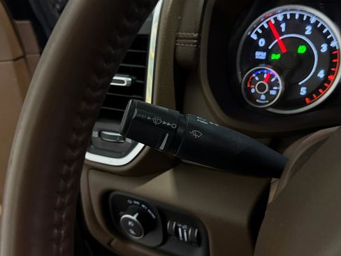 Used 2022 RAM 3500 Laramie image 10