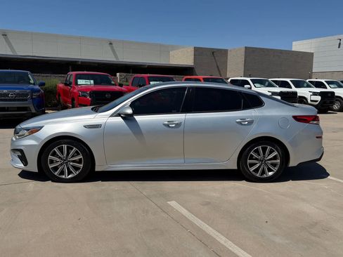 Used 2020 Kia Optima Premium FWD image 2