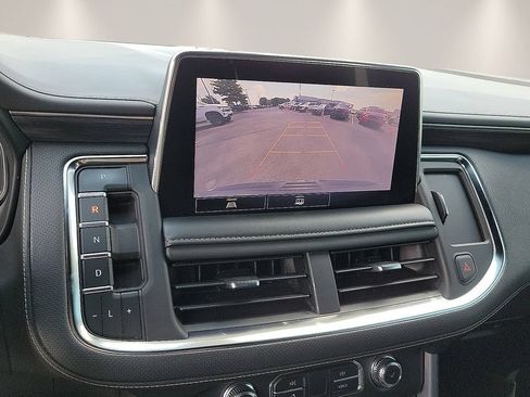Used 2021 GMC Yukon SLT RWD image 17