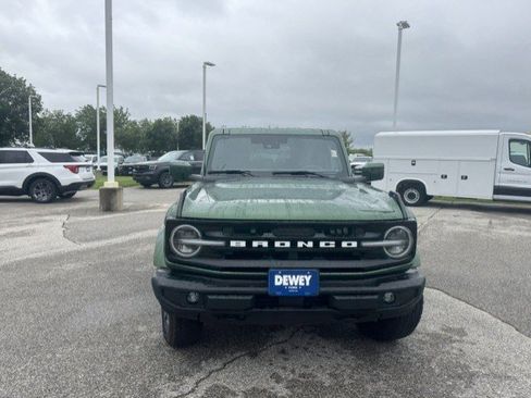 Used 2025 Ford Bronco Outer Banks AWD/4WD image 2