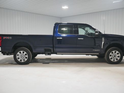 Certified 2024 Ford F250 Lariat w/ Lariat Ultimate Package image 4