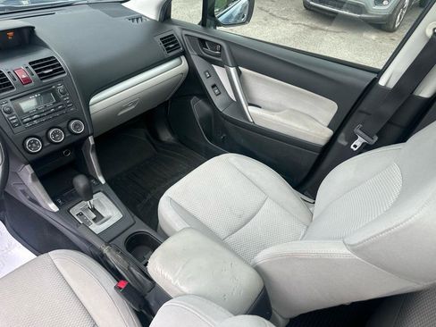 Used 2015 Subaru Forester 2.5i Premium w/ All-Weather Package AWD/4WD image 17