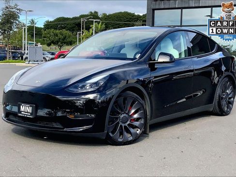 Used 2023 Tesla Model Y Performance image 2