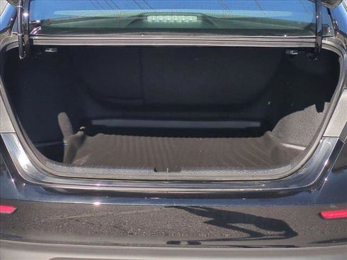 Used 2023 Honda Accord Sport image 6