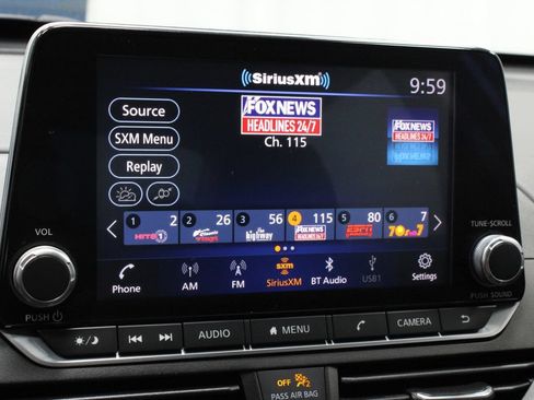 Used 2021 Nissan Altima 2.5 SV FWD image 3