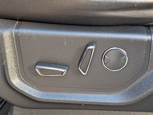 Used 2017 Ford F150 Lariat image 20