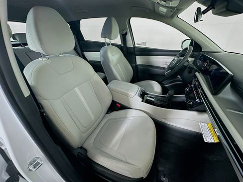 Used 2025 Hyundai Tucson SEL FWD image 29