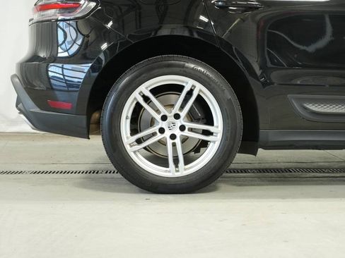 Used 2024 Porsche Macan image 39