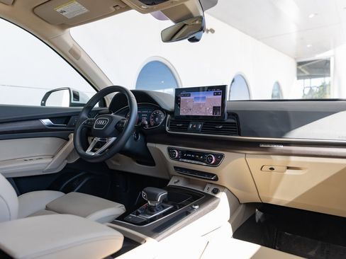 Used 2025 Audi Q5 2.0T Premium Plus image 6
