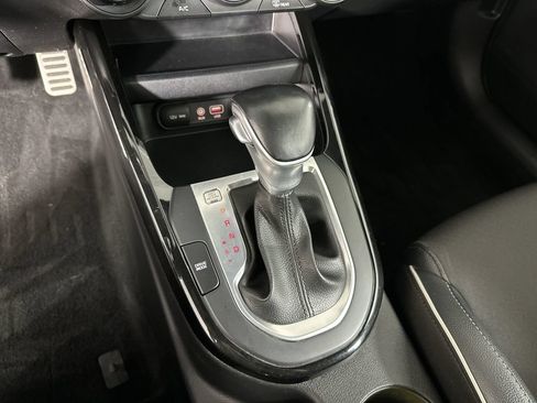 Used 2021 Kia Forte GT-Line w/ GT-Line Premium Package FWD image 18