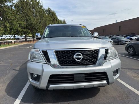Used 2017 Nissan Armada Platinum image 5