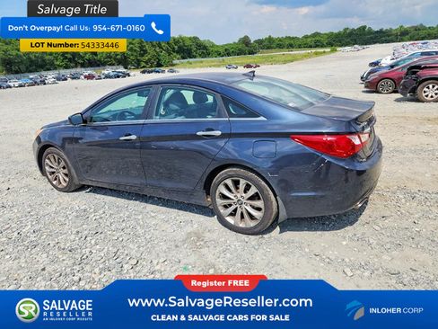 Used 2013 Hyundai Sonata SE w/ Navigation & Sunroof Pkg FWD image 3