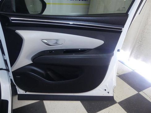 Used 2022 Hyundai Tucson Limited w/ Cargo Package FWD image 24