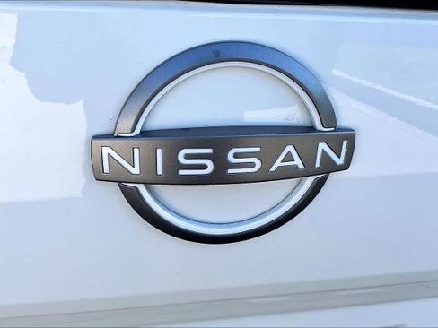 Certified 2024 Nissan Frontier SV w/ Technology Package image 30