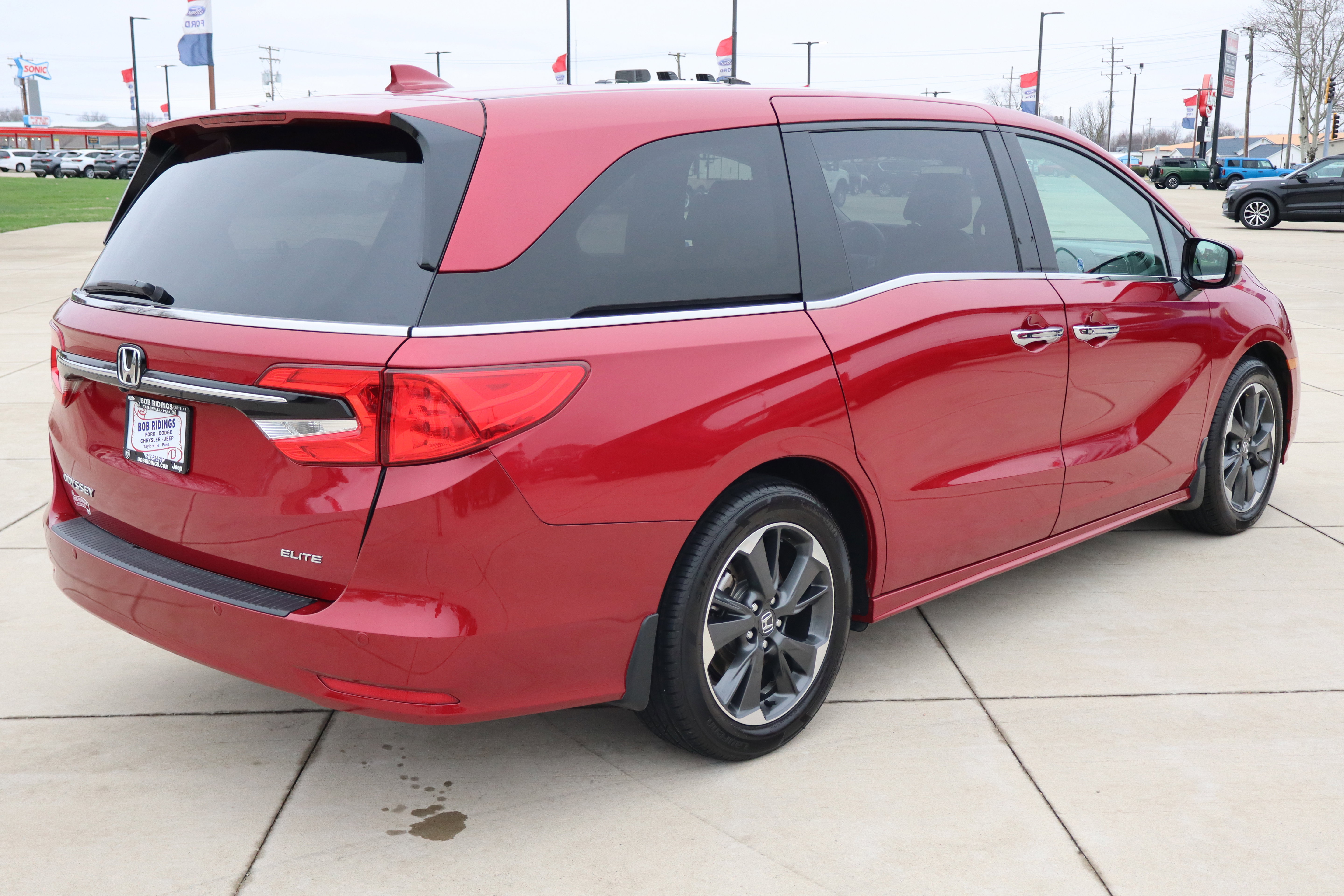 Used 2024 Honda Odyssey Elite image 6