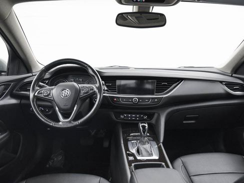 Used 2019 Buick Regal Essence image 23